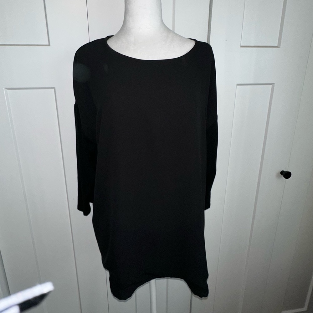 J. Jill Black Flowy Tunic - Size Large